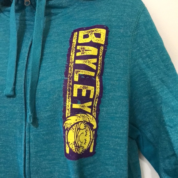 WWE Bayley - Women’s - Huggers Gonna Hug Hoodie with Thumbholes - XL - Picture 3 of 8